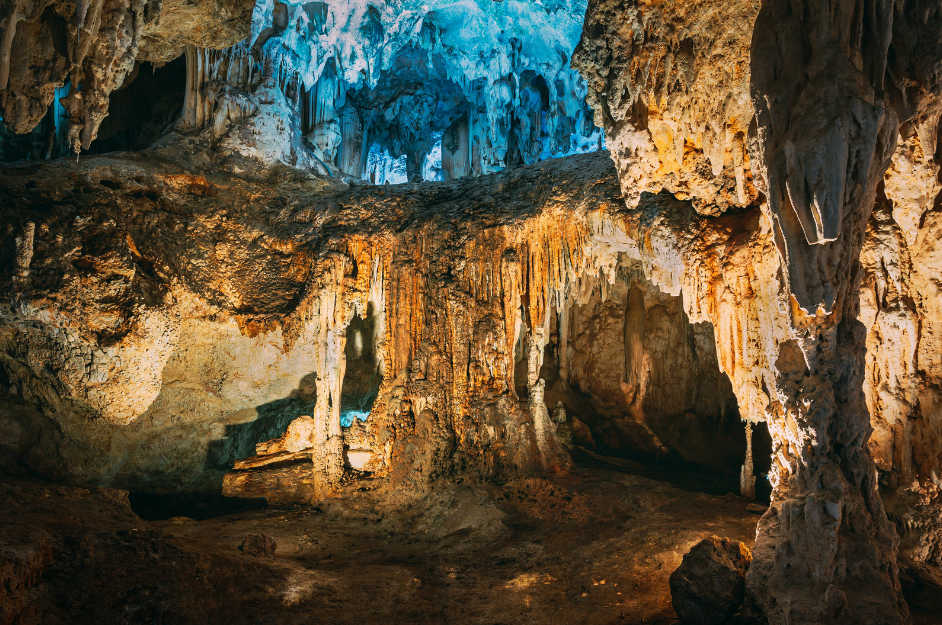 Grutas y Cuevas de Andalucía